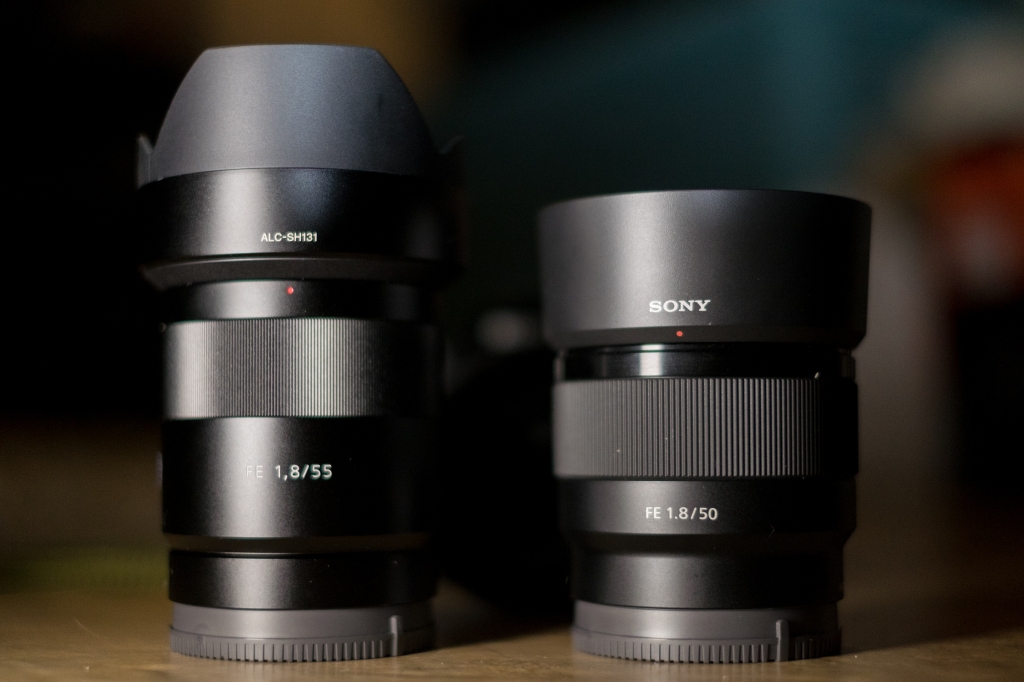 Sony 50mm f/1.8 FE vs. Zeiss 55mm f/1.8